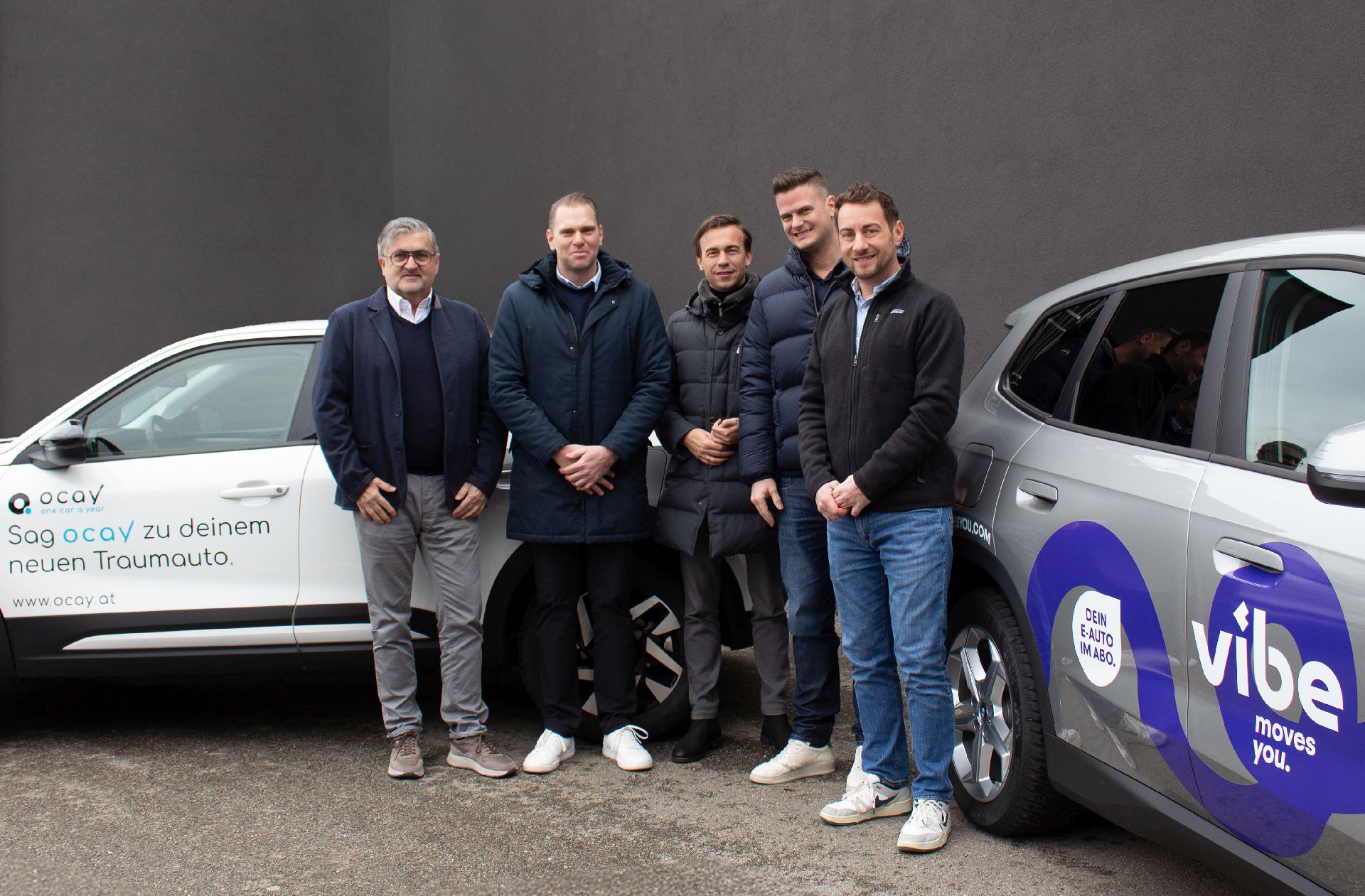 Copyright: vibe / BU: Martin Rada (CEO vibe moves you), Michael Rosenmayer (Head of Key Account vibe moves you), Stefan Leeb (CEO & Co-Founder ocay), Bernhard Aichinger (Co-Founder ocay) und Michael Raberger (Co-Founder ocay) (v.l.)