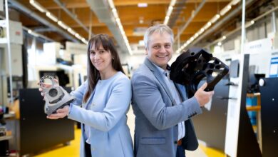 Copyright: Resch/Oliver Wolf / BU: Andrea und Gerald Resch führen das auf innovative Fertigungstechnologien spezialisierte Familienunternehmen.